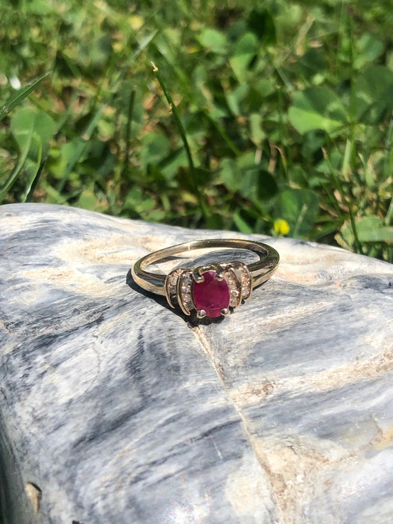 10K Yellow Gold Ruby and Diamond Ring - image 6