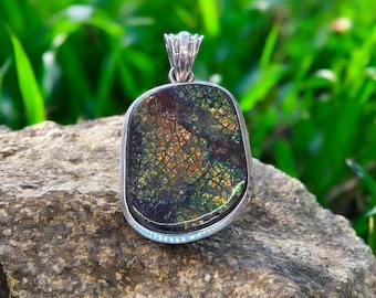 Sterling Silver Ammolite Pendant