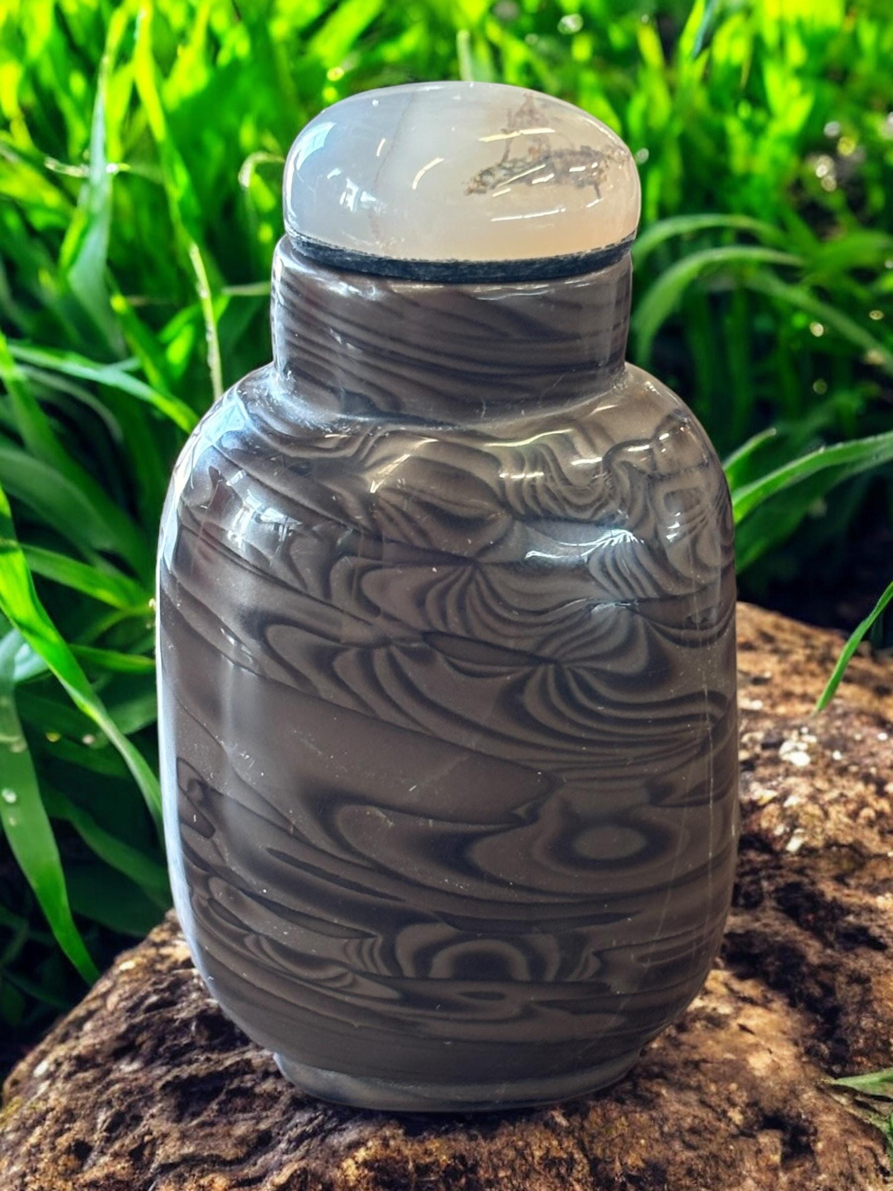 中国　スナッフボトル Amazon.co.jp: 鼻煙壺 (小) 老街 中国伝統工芸品 内絵ガラス瓶