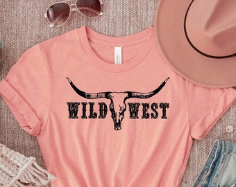 Wild West T-Shirt, Country Shirts, Vintage inspiriert T-Shirt, Rodeo Shirt, Bull Skull Shirt, Southwest Shirt, Longhorn Skull Shirt, Geschenk für sie