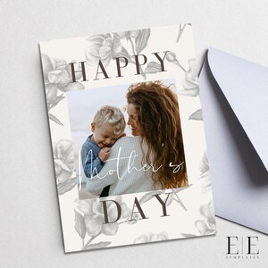 Tarjeta imprimible personalizable del Feliz Día de la Madre, plantilla de tarjeta plegable floral con imagen, PDF de descarga instantánea, plantilla de tarjeta floral