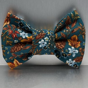 Flower Dog Bow Tie, Cat Flower, Fall dog bow, Fall pet Bows, extra large Dog Bow ties, cat bow tie, Holiday Dog Bow Tie, fall Dog Bow, Gift