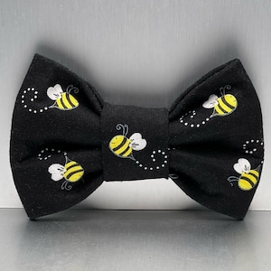 Bumblebee Dog Bow Tie. Bumblebee Pet Bow, Bee cat bow, Pet Gift Ties, Extra large dog bow ties. Insect dog bow tie, pet accessories, pet bow