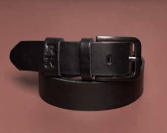 Hommes de ceinture en cuir noir personnalisés, ceinture en cuir personnalisée, ceinture en cuir de mariage de garçons d'honneur, ceinture en cuir pour hommes minimaliste classique