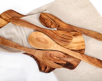 Personalized Olive Wood Utensil Set of 4, Spatula and Spoon Set, Utensils for Cooking, Wedding Gift, Housewarming Gift, Mother’s Day