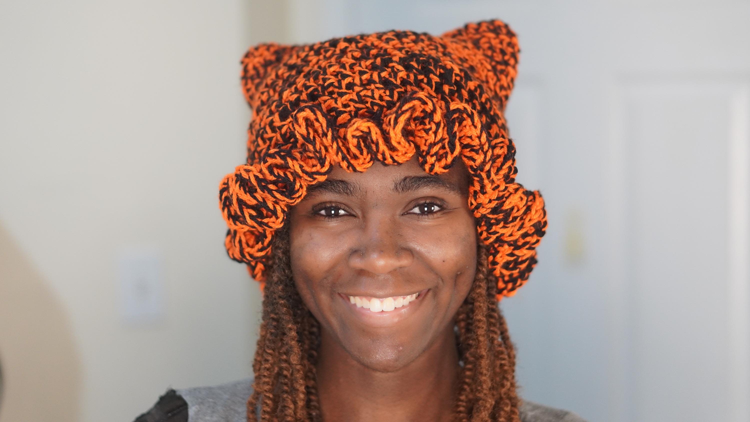 Crochet Cat Ear Ruffle Hat - Etsy display picture 1