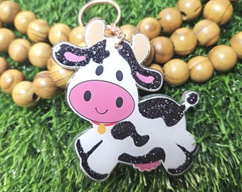 Jumping Cow Keychainl with Glittered Spots – UV Resin & Sparkle Magic!