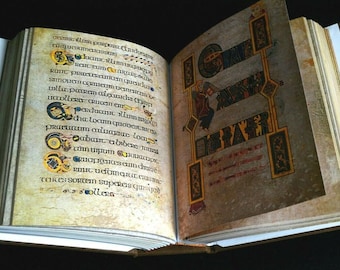 Reproducción del manuscrito de Kells: Evangelios medievales latinos iluminados