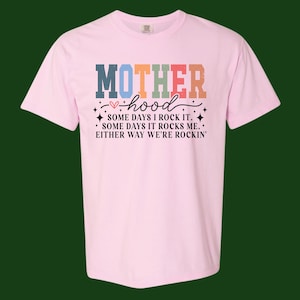 Comfort Colors Oversized Mom Graphic Tee | Motherhood Shirt | Soft Vintage T-Shirt | Mama Graphic Tee | Gift for Moms | Unisex Fit