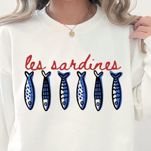 Sardine grafische trui La Dolce Vita ronde hals trui met ingeblikte vis Amalfi ronde hals kustmeisje shirt vakantie shirt markt sweatshirt