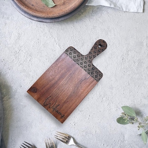 Personalized Acacia Charcuterie Board with Handle | Custom Engraved Serving Board | Wedding | Housewarming Idea | Christmas Gift for Couple