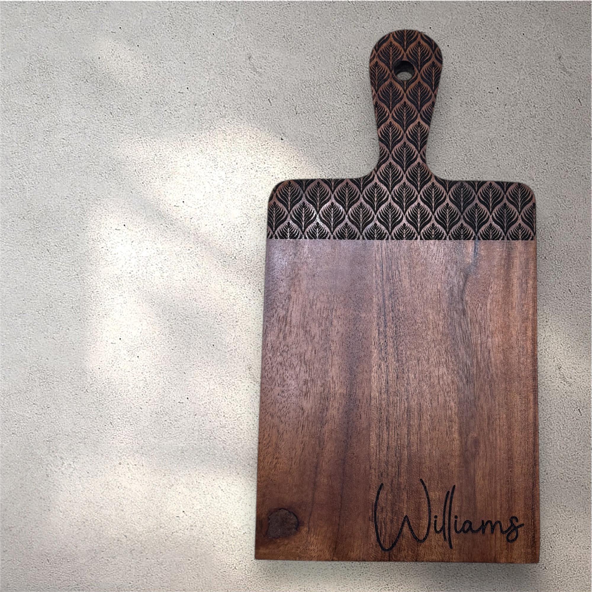 Personalized Acacia Charcuterie Board With Handle: Engraved Serving ...