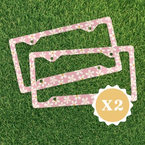 Daisy License Plate Frame Set, Pink Floral License Plate Frames, Pink License Plate, Metal License Plate Holder, Cute Daisy Car Accessory