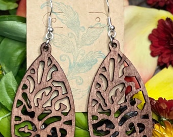 Wood Cut Out Dangle Earrings/ Large/ Leaf Cut Out/ Wood Cut Out Drop Earrings/ Lightweight/ Wooden Leaf Earrings/ Laser Cut Wood/Nature,Gift