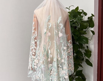 Elegant Mint Green Wedding Veil Wildflower Veil for Bride Elbow Veil Classic Wedding Veil,Bridal Veil,Bridal Veil with Comb Fingertip Veil