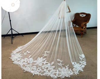 Elegant Lotus Lace Wedding Veil,1 Tier Long Veil, Bridal Organza Flower Veil, Fingertip Veil, Cathedral Veil