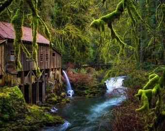 Cedar Creek Grist Mill, Woodland Washington Historical Places, Working Museum, Clark County