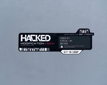 Adesivo cyberpunk, decalcomania di modifica hackerata