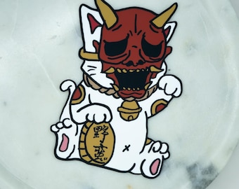 Pegatina de vinilo del Gato de la Suerte / Máscara de Maneki Neko Oni / 3,5 x 5 pulgadas / Acabado brillante o mate