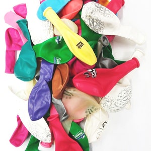 1 kg Ballons mit Fehldruck 1B Ballons Raumfüllballons, gemischt - Partyballons Bastelballons Spielballons - Fehldruckballons - Latexballons