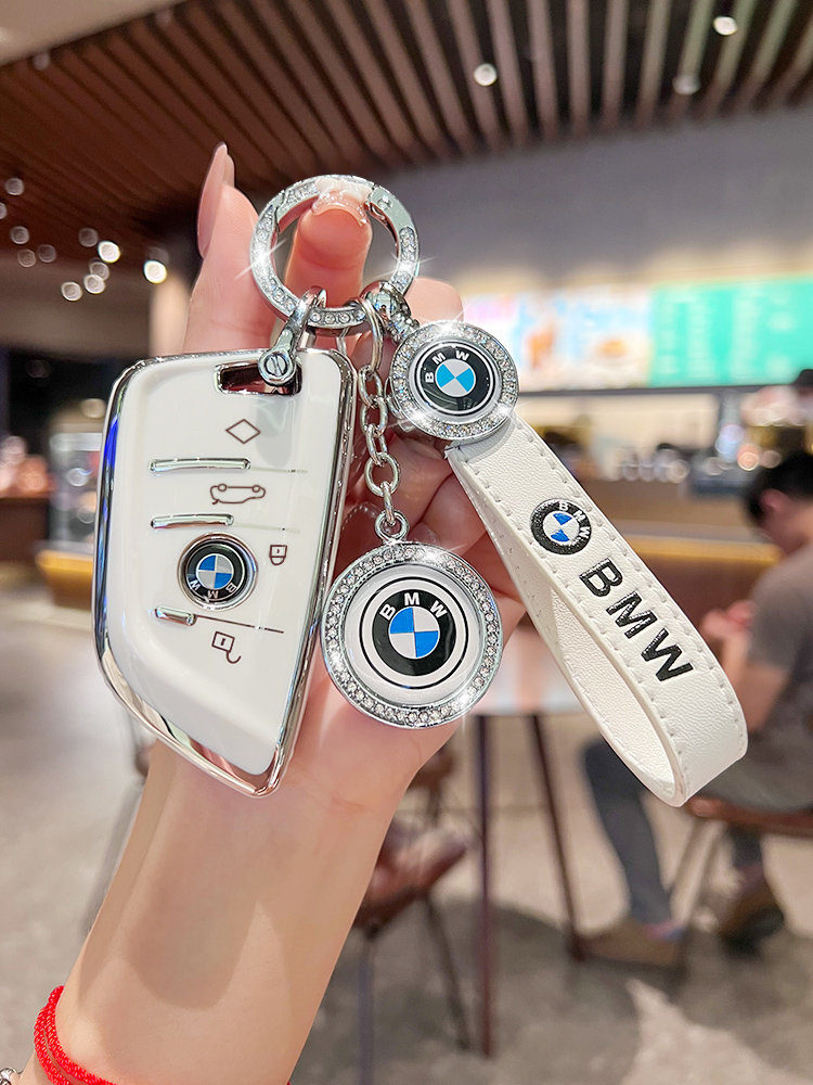 R/A women cute keychains accessories lanyard wristlet strap,Suitable for  car BMW 1 3 5 7 Series F30 F35 320li 316i X1 X3 X4 X5 X6 cover keychain