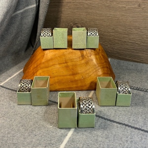 Servilleteros vintage - Juego de 5 en cajas originales / Vajilla retro de los años 50 / Servilleteros delicados y delicados de MCM / Coleccionables de mediados de siglo