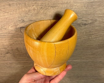 Vintage Light Wood Mortar & Pestle Herb and Seasoning Grinder Set | Kitchen Essential Tools and Kitchenalia | 90s Wooden Masher and Pounder