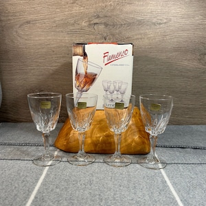 ヴィンテージ ルミナルク フレンチ フラメンコ 12cl エレガントなステムグラス | フランス製コレクター向けレトログラス | ドリンク トロリー アクセサリー & 装飾品