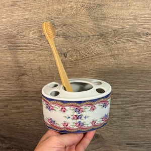 Vintage Zierliche Kleine Blume Keramik 4 Zahnbürste Halter & Zahnpasta Stand | Retro Rokoko Badezimmer Accessoires | Jeden Tag Wash Essentials