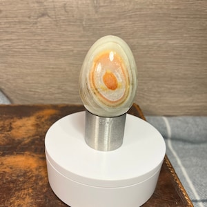 Vintage Hand Carved Earthy Hues Marble Natural Silky Smooth Polished Decorative Onyx Stone Egg Paperweight