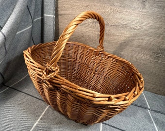 Vintage Handwoven Natural Eco Friendly Big Basket with Handle | Hand Made Natural Home Storage| Sustainable Homeware Decor | Cosy Home Decor