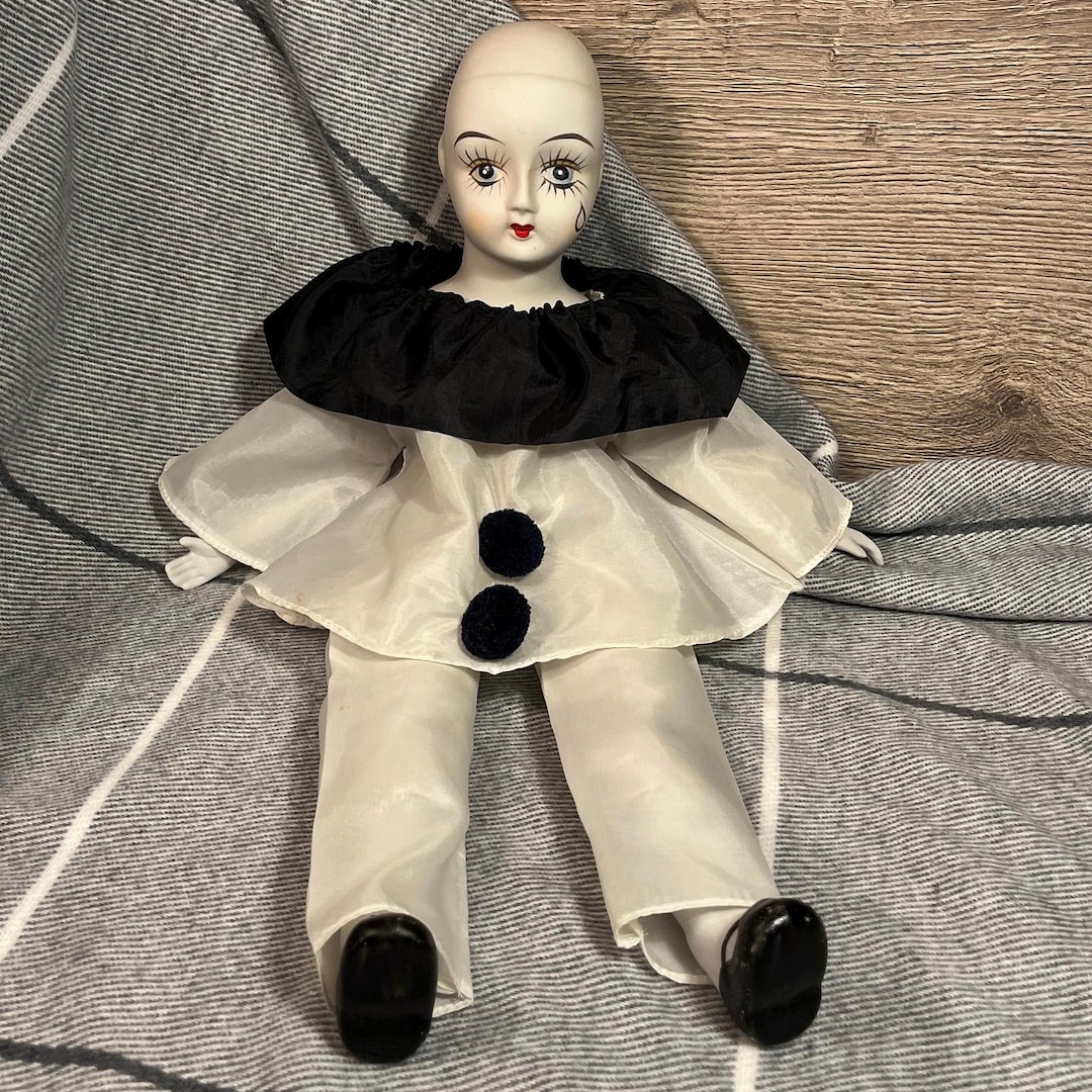 * antique doll ୨୧ ストローハットの ペグドールさん antique doll ୨୧ ストローハットの ペグドールさん antique