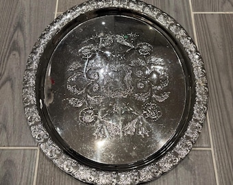 Bandeja vintage grande ovalada con motivos florales ornamentados / Bandeja plateada para servir bebidas para cenas / Portavelas antiguo / Objeto de colección de decoración inglesa