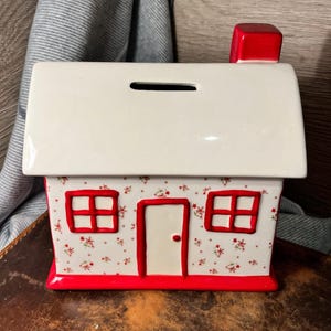 Retro Red and White Ceramic Pottery Money Box Piggy Bank in the Shape of a House Old Cottage with a Chimney