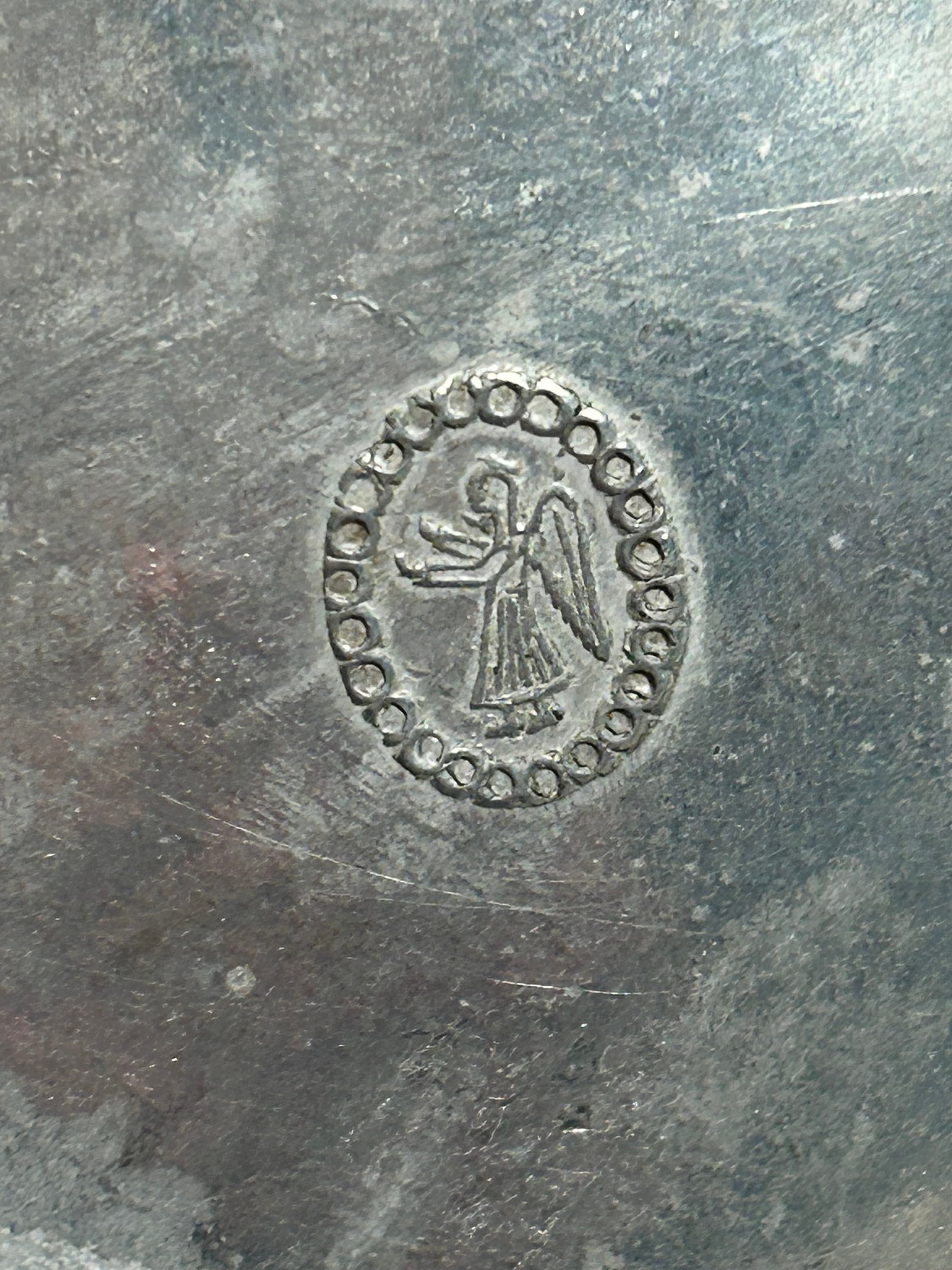 ヴィンテージシルバートーンのドイツ製コレクターズピューター製