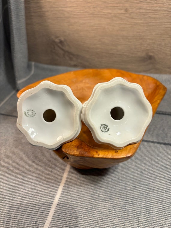 Lot De 2 Bougeoirs Vintage En Porcelaine Blanche – Fabriqués En France