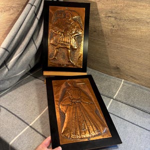 Vintage King Henry VIII & Catherine Parr Hand Hammered Copper Wall Hangings- Set of 2 | Tudor Copperware Collectibles | Retro Royalist Decor