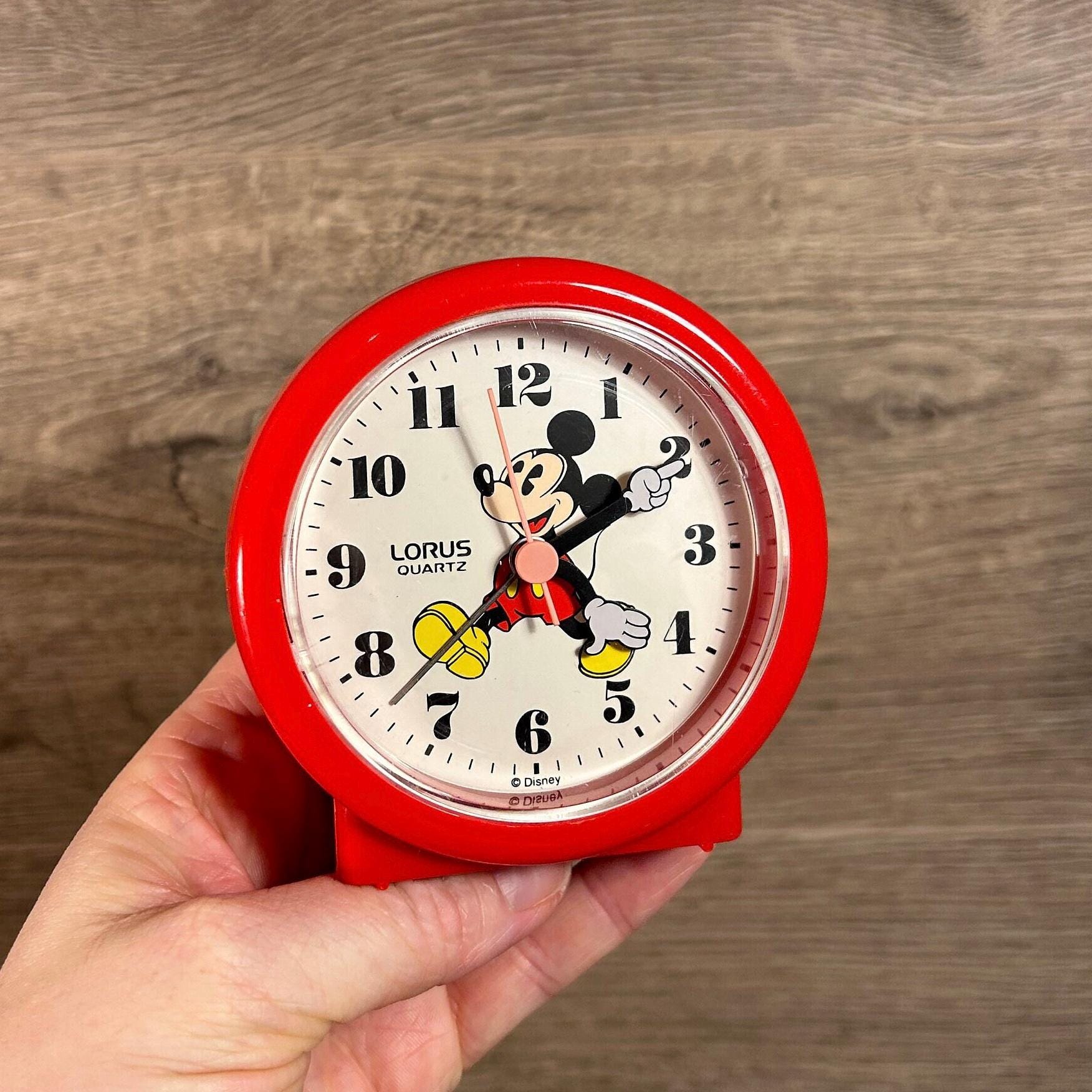 Vintage Walt Disney Lorus Quartz Mickey Mouse Red Round Plastic
