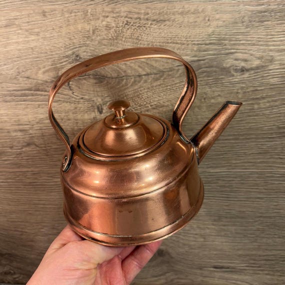 ヴィンテージ銅製小型軽量素朴な伝統的ケトル | 田舎風カントリー