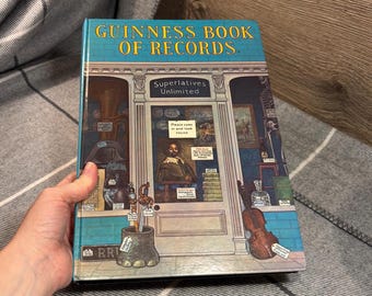 Vintage 1972 Guinness Book of Records Editors Norris & Ross McWhirter Made and Printed in Great Britain | 1970s Home Library Retro Hardbacks