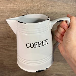 Vintage Rustic Minimalist Enamelware Imitation White Ceramic Art Coffee Jug | Old Country Farmhouse Kitchenalia | Stylish Shabby Chic Decor