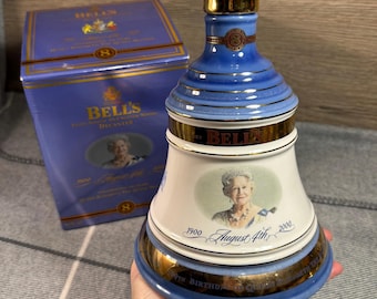 【未開封】ベルズスコッチウイスキーデカンタウェイド磁器 ヴィンテージベルズスコッチウイスキーボトル：ウェイドセラミック