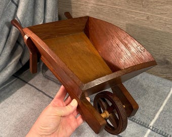 Vintage Hand gefertigte hölzerne Zier Schubkarre | Dekorative Garten und Landschaftsbau Indoor Sammlerstücke | Vielseitige handgemachte Wohnkultur