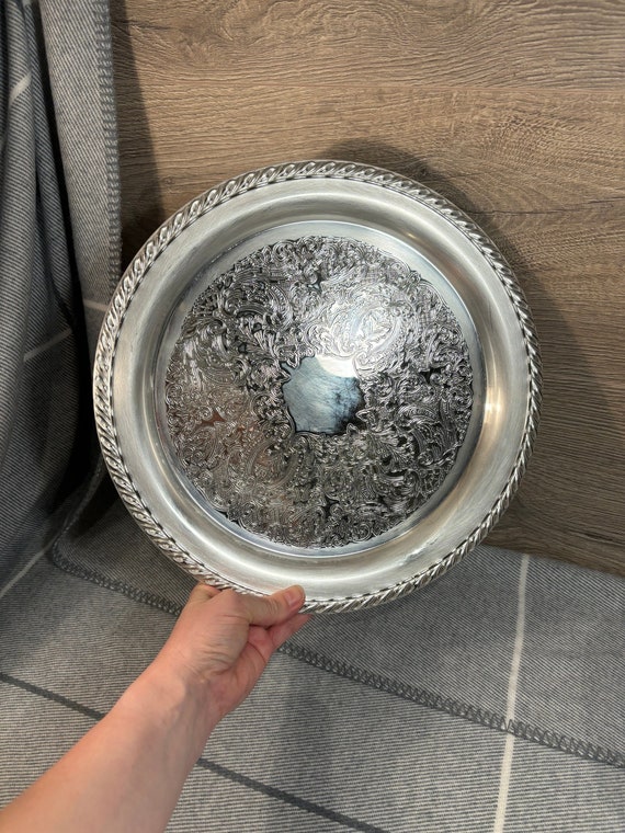 豪奢な Tone Silver USA Oneida Vintage Round Decorative | Tray アンティーク雑貨