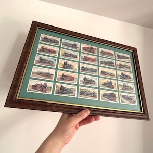 Colección de tarjetas de cigarrillos enmarcadas de locomotoras de vapor Wills de 25 años / Trenes y vías férreas, objetos de colección de transporte / Transporte retro