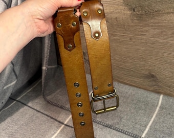 Vintage Streets Ahead Brown Croc Leather Belt: Western Gold  display picture 1