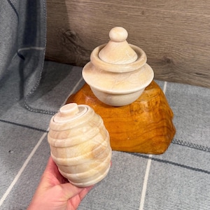 Vintage Set of 2 Alabaster or Soapstone Jars | Hand Crafted Natural Rock Cream and Amber Swirling Pots | Kitchen, Bathroom and Boudoir Decor