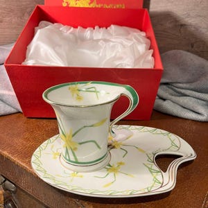 Vintage Pendragon Gilded Fine China Floral Spring Scene Yellow Daffodil Cup and Biscuit Cake Plate