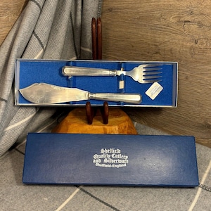 Vintage Fish Serving Set of Two in Original Blue Box | Sheffield England Quality Cutlery and Silverware EPNS A1 | English MCM Collectibles