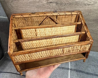 Vintage Mid Century Tan Colour Wicker Rattan and Bamboo Footed Letter Rack | 1960s Desk Tidy Office Organiser Stand | Boho Hippie Home Decor